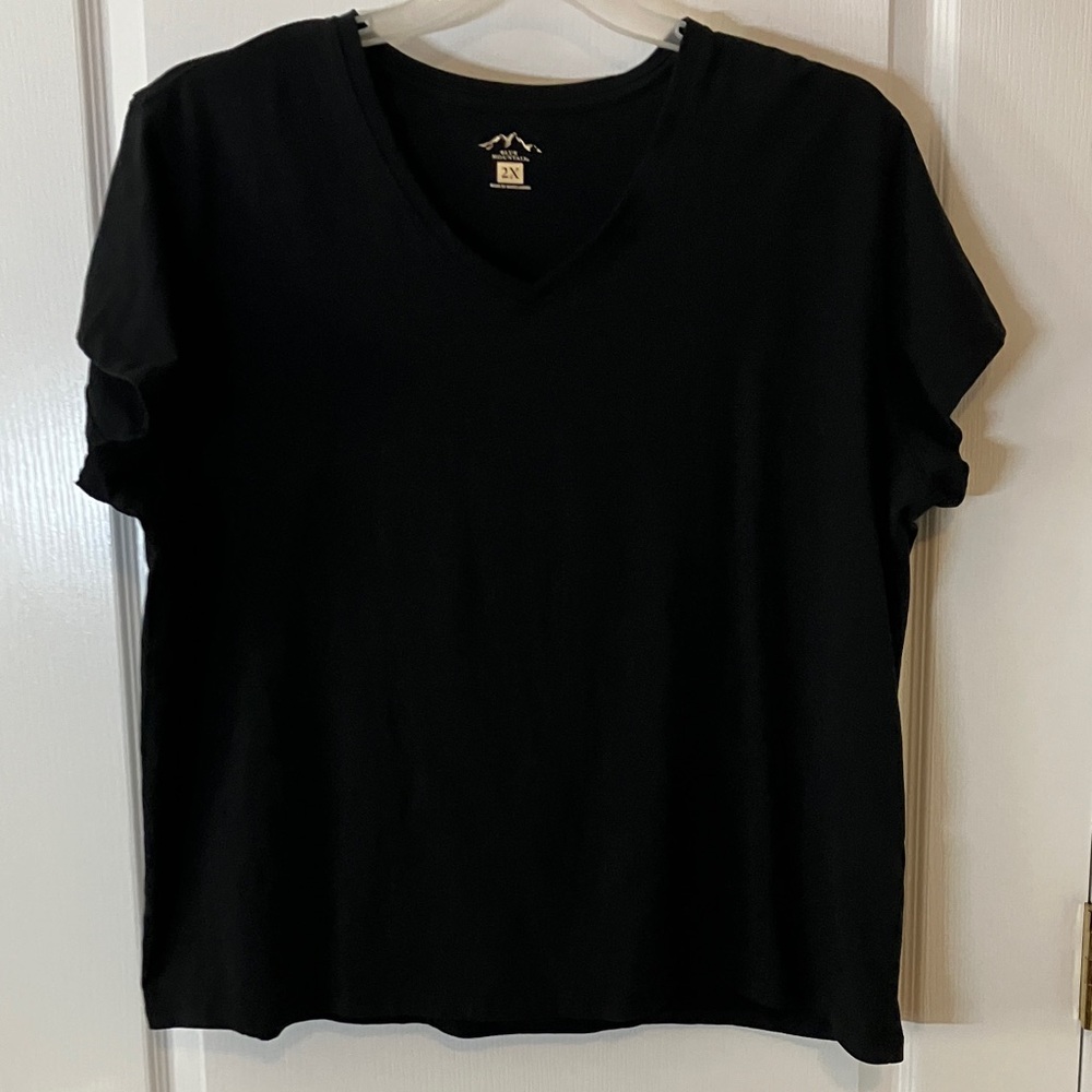 2X black cotton spandex, cap sleeve T-shirt